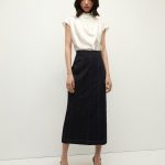 Flared single-breasted jacket in stretch Milano-stitch fabric
