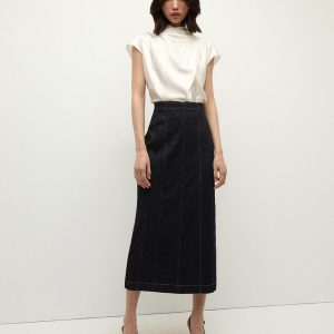 Flared single-breasted jacket in stretch Milano-stitch fabric